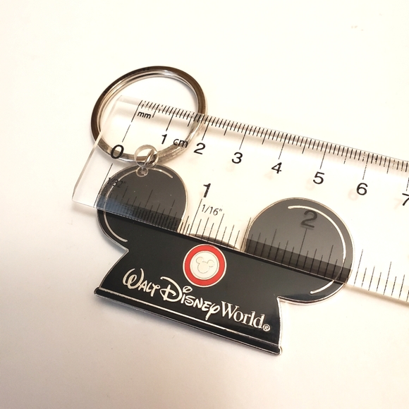 Disney World Mickey Ears Hat enamel keychain "Best Friend" version - Picture 3 of 3